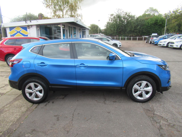 2020 Nissan Qashqai 1.3 DiG-T Acenta Premium 5dr