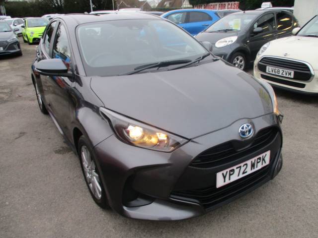 Toyota Yaris 1.5 Hybrid Icon 5dr CVT Hatchback Petrol / Electric Hybrid Grey