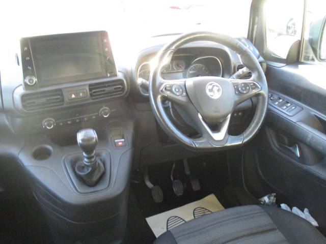 2021 Vauxhall Combo-life 1.5 Turbo D SE 5dr
