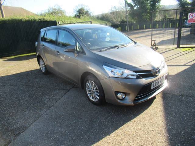 Toyota Verso 1.6 V-matic Icon TSS 5dr MPV Petrol Bronze