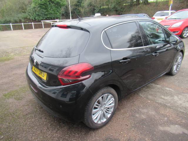 2017 Peugeot 208 1.6 BlueHDi 100 Allure 5dr [non Start Stop]