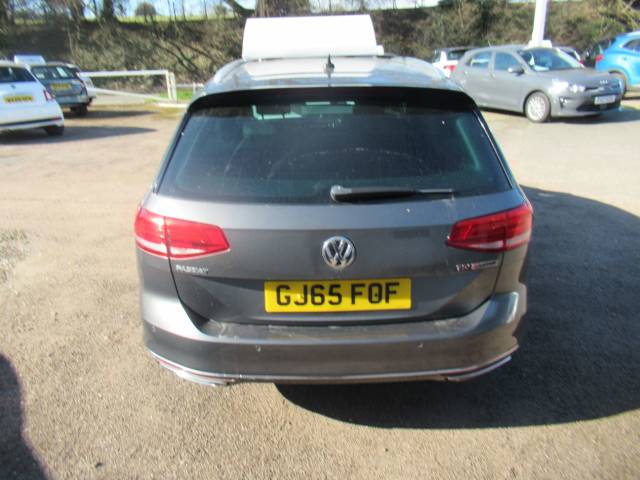 2015 Volkswagen Passat 2.0 BiTDI SCR R-Line 4MOTION 5dr DSG