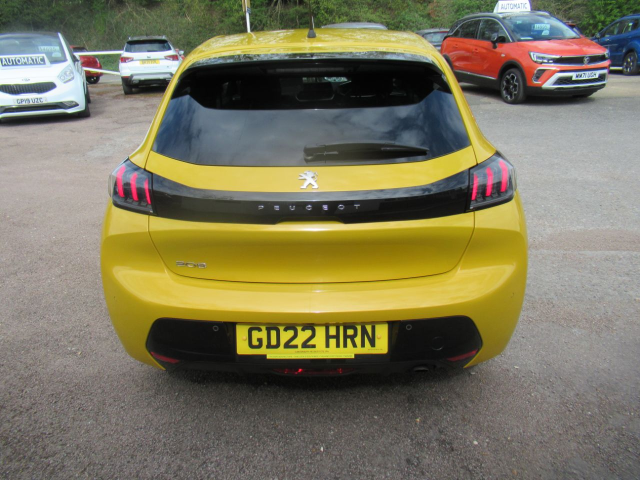 2022 Peugeot 208 1.2 PureTech 100 Allure Premium 5dr