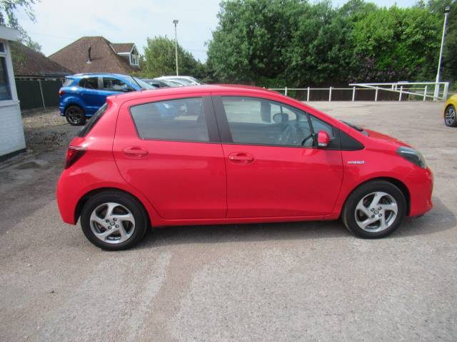 2015 Toyota Yaris 1.5 Hybrid Icon 5dr CVT