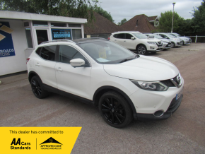 NISSAN QASHQAI 2014 (63) at Crossroad Motors Ashford