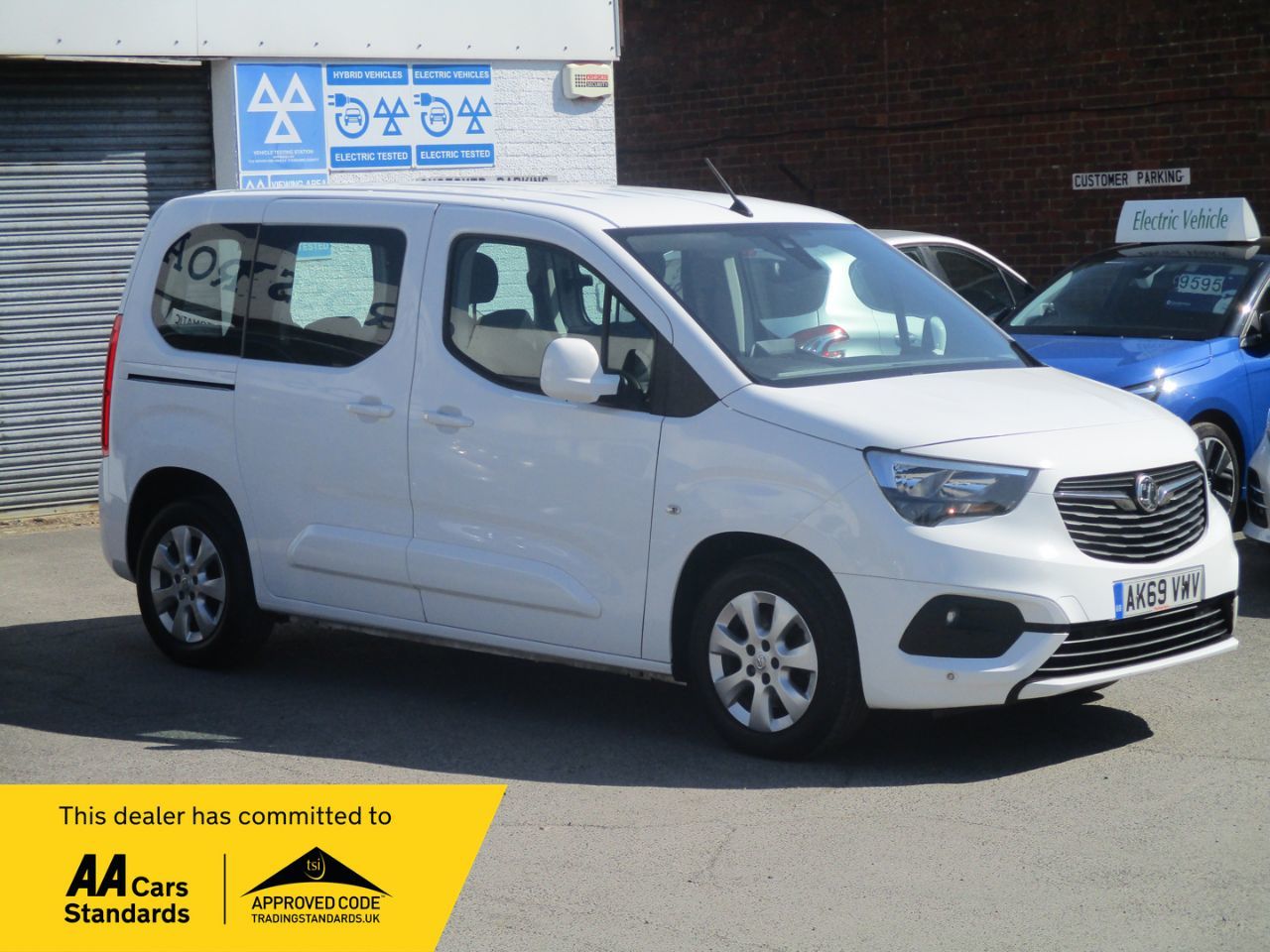 2019 Vauxhall Combo-life