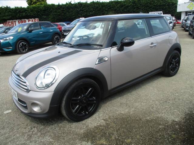 2013 Mini Hatchback 1.6 Cooper D Baker Street 3dr