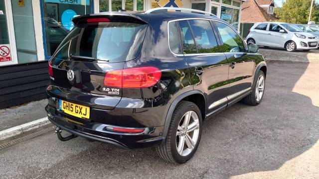 2015 Volkswagen Tiguan 2.0 TDi BlueMotion Tech R-Line 150 5dr [NAV]