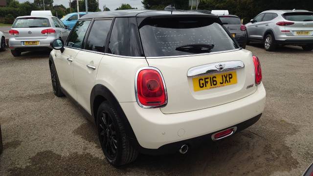 2016 Mini Hatchback 1.5 Cooper 5dr