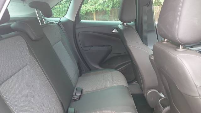 2022 Vauxhall Crossland 1.5 Turbo D Elite Edition 5dr