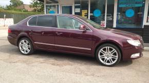 SKODA SUPERB 2013 (13) at Crossroad Motors Ashford