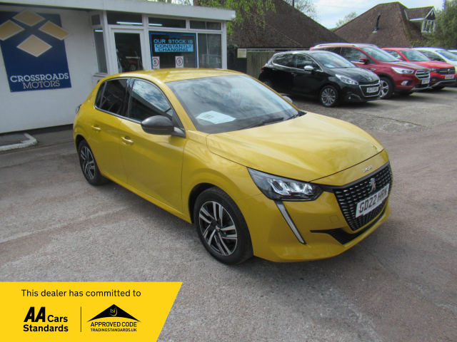 Peugeot 208 1.2 PureTech 100 Allure Premium 5dr Hatchback Petrol Yellow
