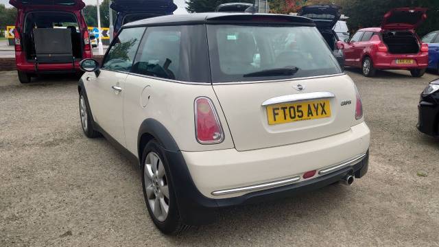 2005 Mini Hatchback 1.6 Cooper 3dr