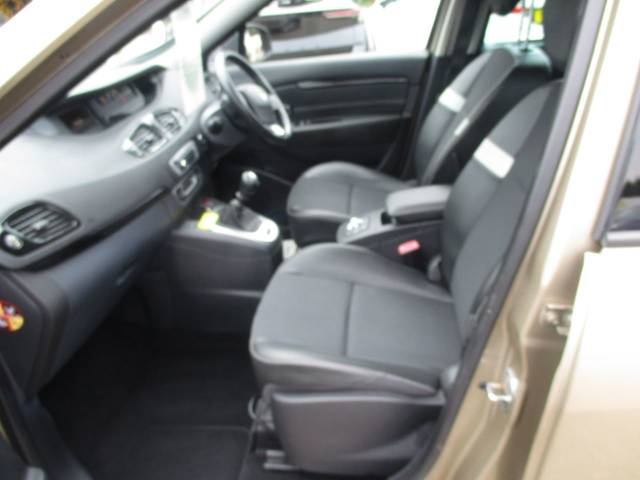 2015 Renault Scenic 1.5 dCi Dynamique Nav 5dr