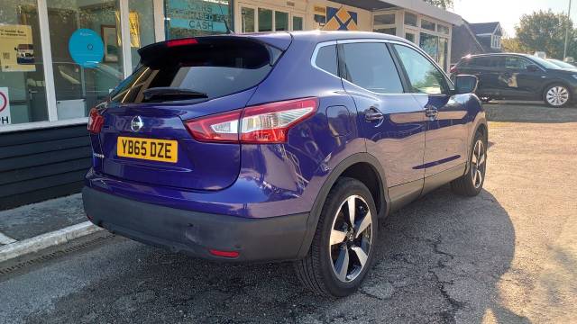 2015 Nissan Qashqai 1.2 DiG-T N-Tec 5dr