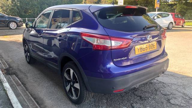 2015 Nissan Qashqai 1.2 DiG-T N-Tec 5dr