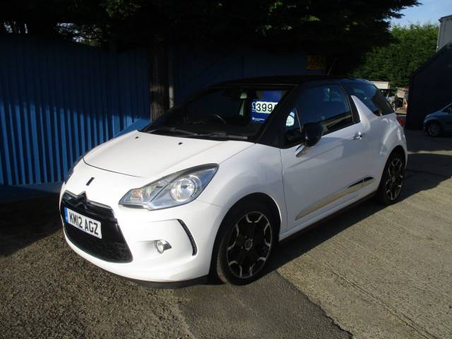 Citroen DS3 1.6 e-HDi Airdream DStyle Plus 3dr Hatchback Diesel White