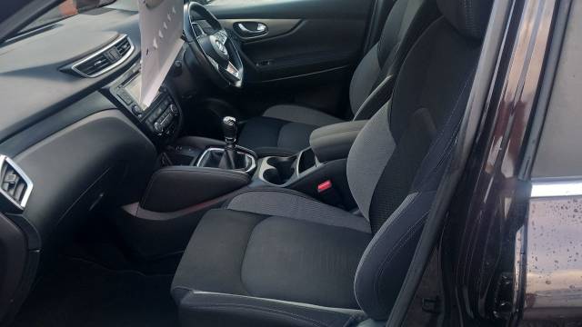 2018 Nissan Qashqai 1.2 DiG-T N-Connecta 5dr