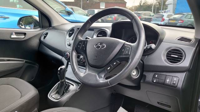 2017 Hyundai i10 1.2 Premium SE 5dr Auto