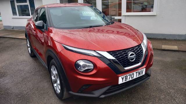Nissan Juke 1.0 DiG-T 114 N-Connecta 5dr Hatchback Petrol Red