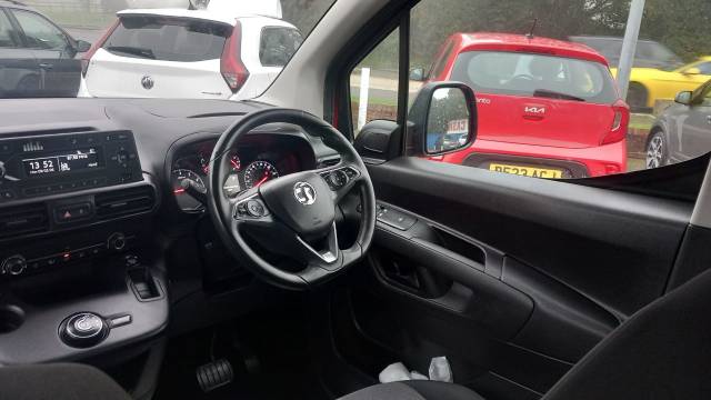 2019 Vauxhall Combo-life 1.5 Turbo D 130 Design 5dr Auto