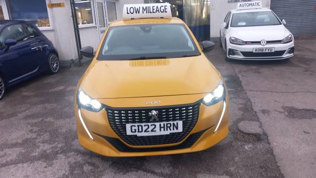 2022 Peugeot 208 1.2 PureTech 100 Allure Premium 5dr