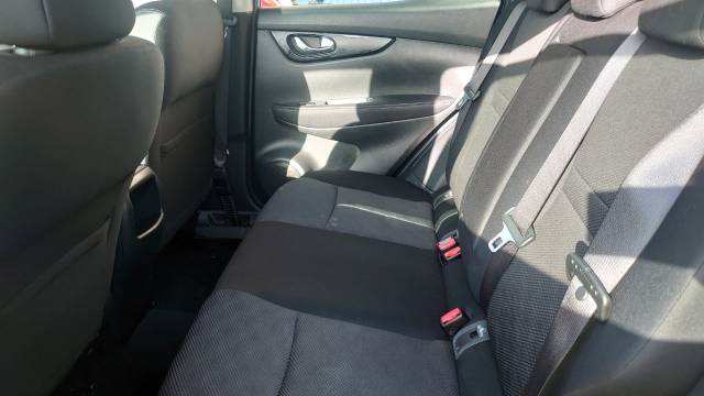 2015 Nissan Qashqai 1.5 dCi N-Tec+ 5dr