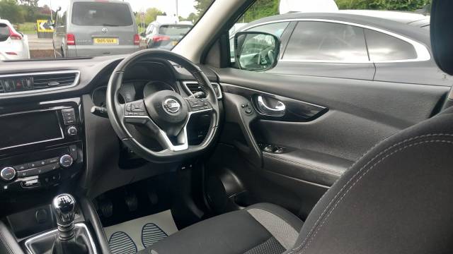2019 Nissan Qashqai 1.3 DiG-T Acenta Premium 5dr