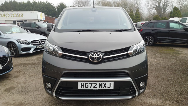 2022 Toyota Proace-verso 1.5D Shuttle Medium 5dr