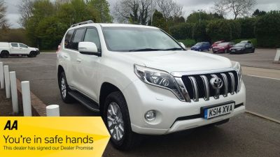 Toyota Land Cruiser 3.0 D-4D Invincible Auto 5dr 7 Seats Estate Diesel White at Crossroad Motors Ashford
