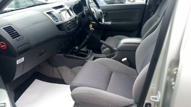 2013 Toyota Hilux Invincible D/Cab Pick Up 3.0 D-4D 4WD 171