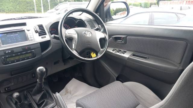 2013 Toyota Hilux Invincible D/Cab Pick Up 3.0 D-4D 4WD 171