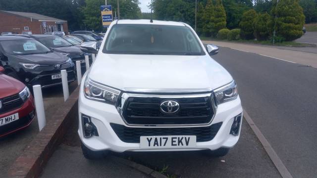 2017 Toyota Hilux Invincible D/Cab Pick Up 2.4 D-4D Auto