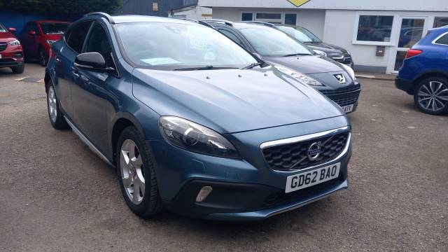 Volvo V40 2.0 D3 Cross Country Lux 5dr Hatchback Diesel Blue