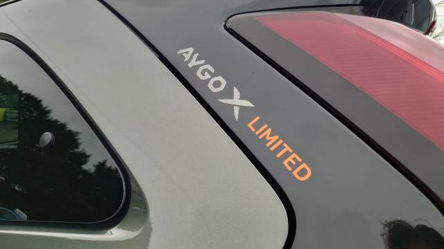 2022 Toyota Aygo X 1.0 VVT-i Limited Edition 5dr