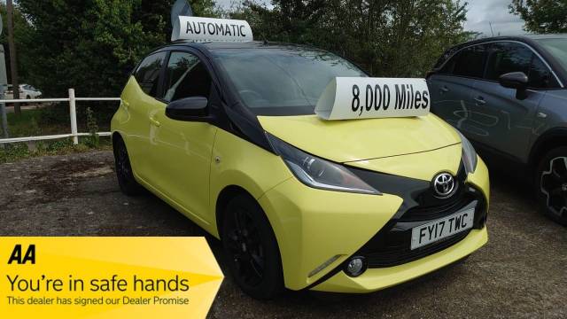 Toyota Aygo 1.0 VVT-i X-Cite 2 5dr x-shift Hatchback Petrol Yellow