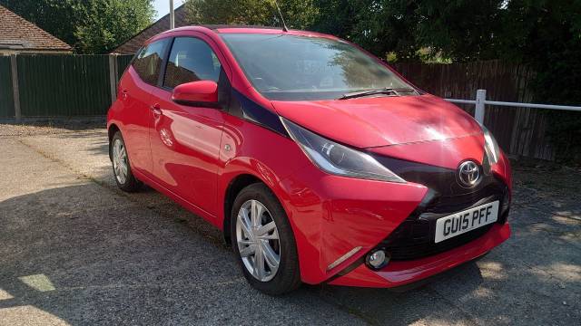 Toyota Aygo 1.0 VVT-i X-Pression 5dr Hatchback Petrol Red