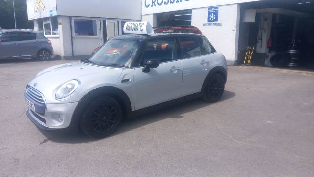 2015 Mini Hatchback 1.5 Cooper D 5dr Auto
