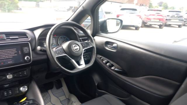 2023 Nissan Leaf 0.0 110kW N-Connecta 39kWh 5dr Auto