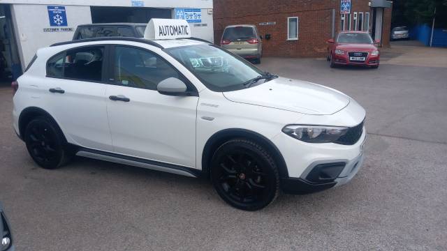 2023 Fiat Tipo Cross 1.5 Hybrid 48V Cross Garmin 5dr DDCT