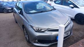 TOYOTA AURIS at Crossroad Motors Ashford
