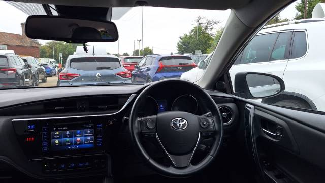 2018 Toyota Auris 1.2T Excel TSS 5dr [Leather]
