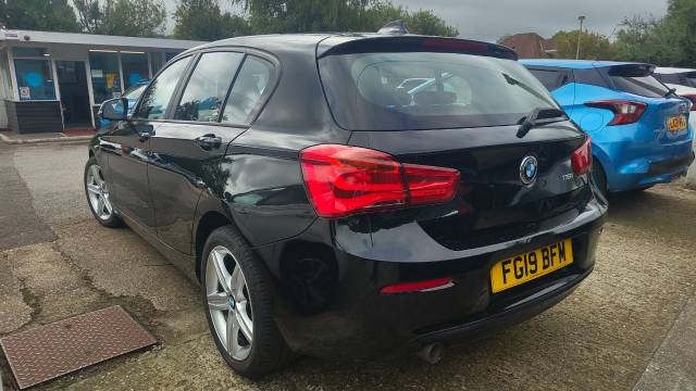 2019 BMW 1 Series 118i [1.5] Sport 5dr [Nav/Servotronic]