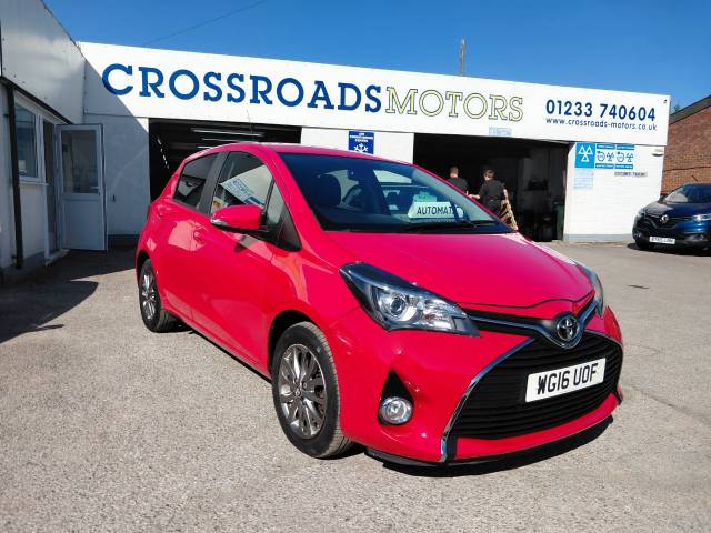 Toyota Yaris 1.33 VVT-i Icon 5dr Hatchback Petrol Red