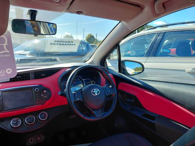 2014 Toyota Yaris 1.33 VVT-i Sport 5dr