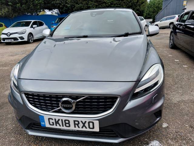 2018 Volvo V40 2.0 T2 [122] R DESIGN Nav Plus 5dr